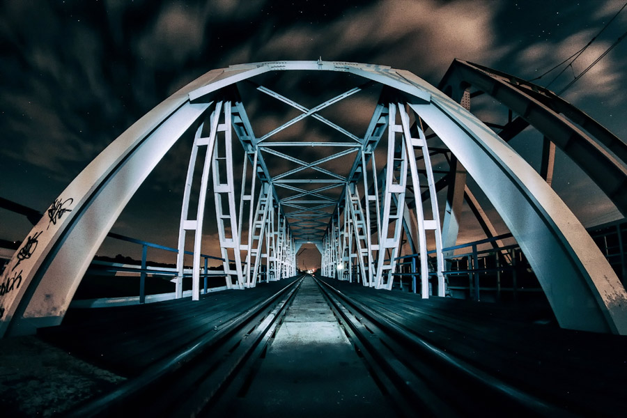 フリー写真, CC0 写真, 風景（写真）, 建築物（建物）, 橋, 鉄橋, 夜, 線路