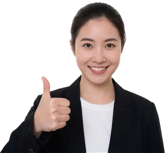 フリーAI画像, CC0 AI画像, 写真（AI画像）, 人物（AI画像）, 女性（AI画像）, アジア人女性, 若い女性, ポートレイト, ビジネス, 仕事, 職業, ビジネスウーマン, オフィスレディ（OL）, レディースーツ, サムズアップ, いいね（グッド）, 白背景