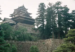 フリー写真 松江城の天守と石垣