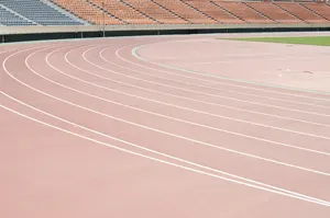 フリー写真 国立霞ヶ丘競技場の陸上トラック