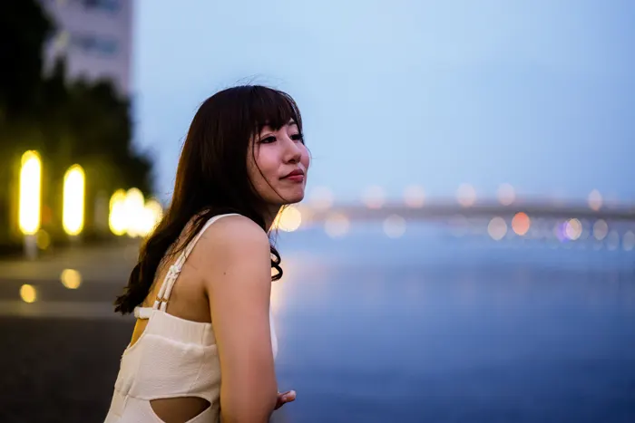 フリー写真, CC0 写真, 人物（写真）, 女性（写真）, アジア人女性, 若い女性, ポートレイト, 日本人, 眺める, 日暮れ